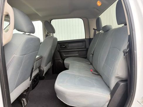 Used 2018 RAM 1500 Express w/ Express Value Package AWD/4WD image 37