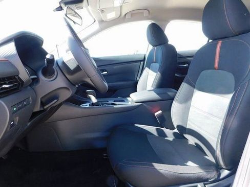 Used 2025 Nissan Sentra SR image 18