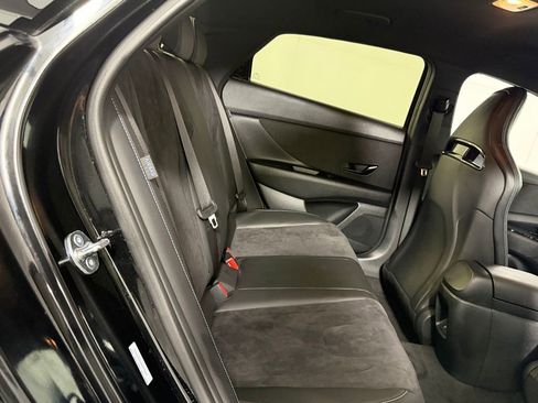 Used 2025 Hyundai Elantra N Base image 29