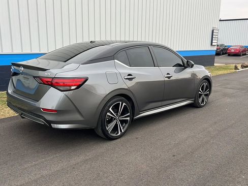 Used 2021 Nissan Sentra SR image 5