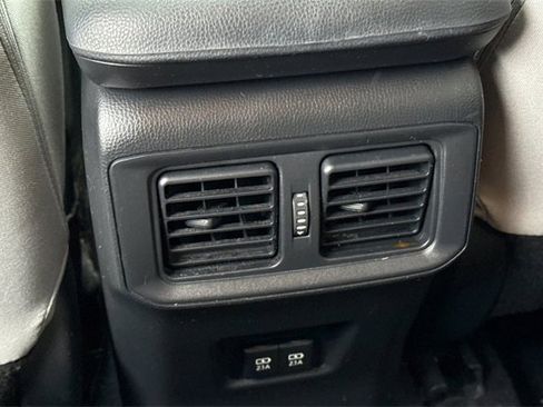 Used 2020 Toyota RAV4 XLE image 16