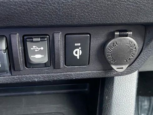 Used 2019 Toyota Tacoma TRD Off-Road AWD/4WD image 20