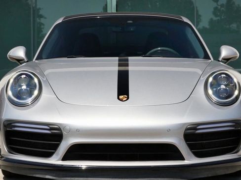 Used 2019 Porsche 911 Turbo S image 2