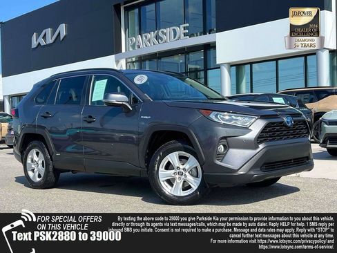 Used 2019 Toyota RAV4 XLE w/ Convenience Package AWD/4WD image 1