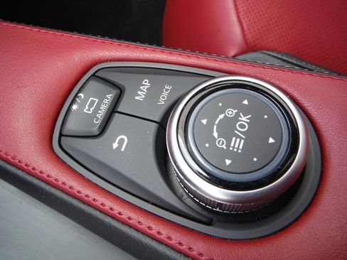 Used 2024 INFINITI QX50 Sport AWD/4WD image 23