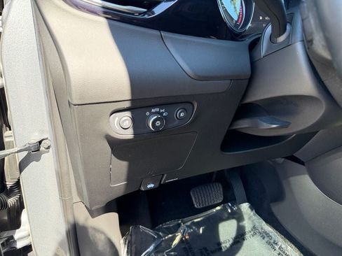 Used 2023 Buick Encore GX Essence w/ Experience Buick Package AWD/4WD image 19