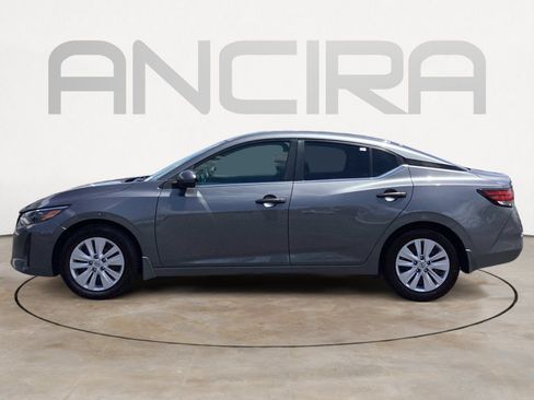 Used 2025 Nissan Sentra S FWD image 11