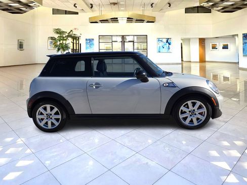 Used 2013 MINI Cooper S image 8