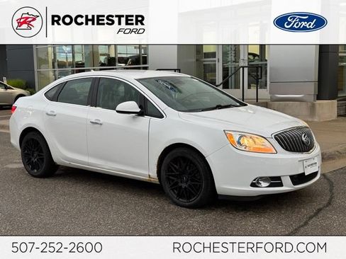 Used 2014 Buick Verano FWD image 1
