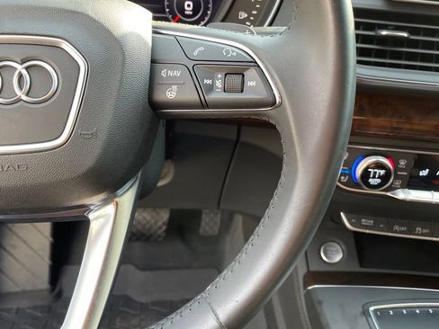 Used 2020 Audi Q5 Prestige AWD/4WD image 13