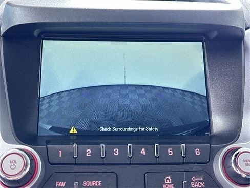 Used 2013 GMC Terrain SLT image 15