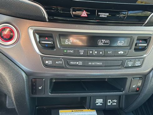 Used 2023 Honda Passport EX-L image 17