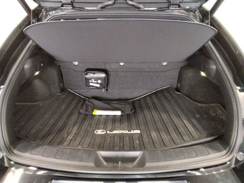 Used 2021 Lexus UX 250h 250h Base w/ Premium Package image 9