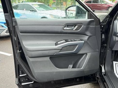 Certified 2024 Nissan Pathfinder SL AWD/4WD image 8