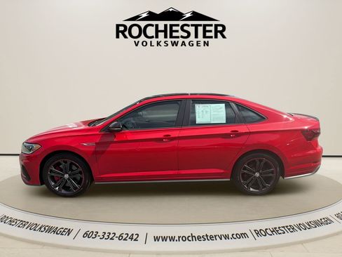 Used 2019 Volkswagen Jetta GLI FWD image 3