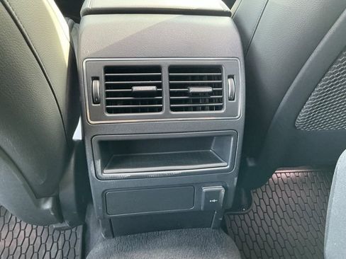 Used 2022 Jaguar F-PACE S image 30