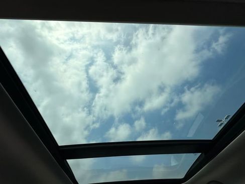 Used 2023 Honda Pilot Elite image 20