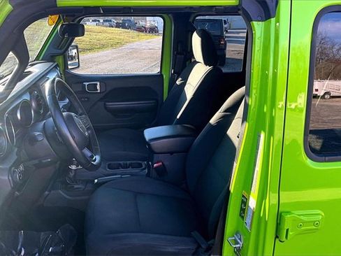 Used 2021 Jeep Gladiator Willys image 25