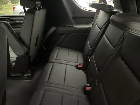 Used 2022 GMC Yukon Denali image 6