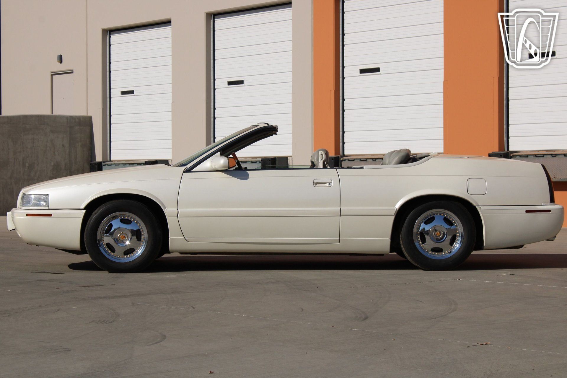 Used 2002 Cadillac Eldorado Touring w/ Preffered Equipment Group FWD image 24