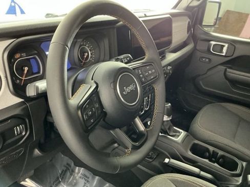 Used 2024 Jeep Wrangler Unlimited Sport AWD/4WD image 36