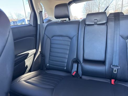 Used 2024 Ford Edge SEL image 13