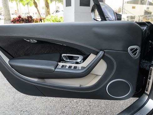 Used 2014 Bentley Continental GT Speed image 30