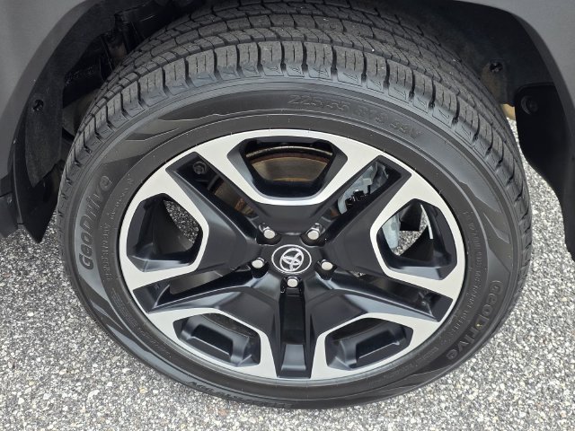 Used 2020 Toyota RAV4 Adventure AWD/4WD image 31