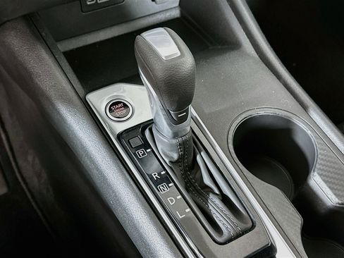 Used 2025 Nissan Altima 2.5 SV FWD image 24
