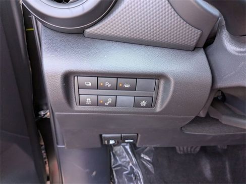 New 2025 Nissan Kicks Play S image 16