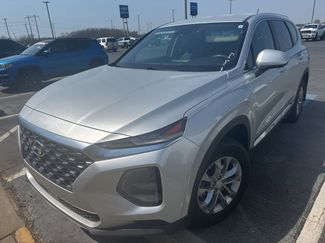 Used 2019 Hyundai Santa Fe SE video 1