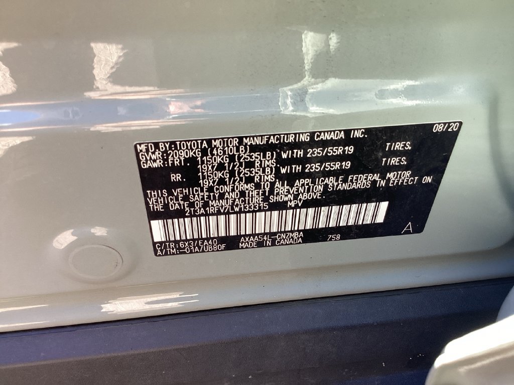 Used 2020 Toyota RAV4 XLE Premium AWD/4WD image 20