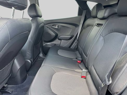 Used 2015 Hyundai Tucson GLS w/ Option Group 02 AWD/4WD image 10