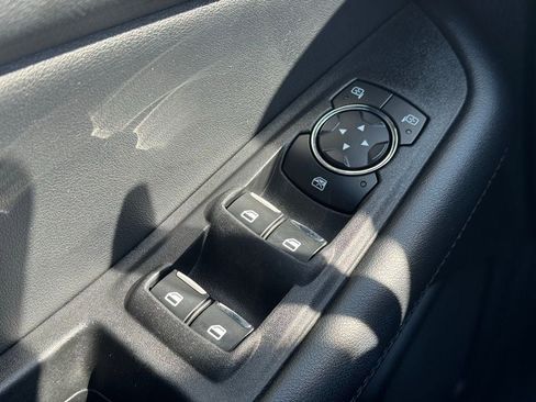 Certified 2023 Ford Edge SEL image 17