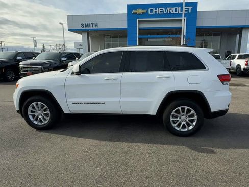 Used 2022 Jeep Grand Cherokee Laredo X image 4