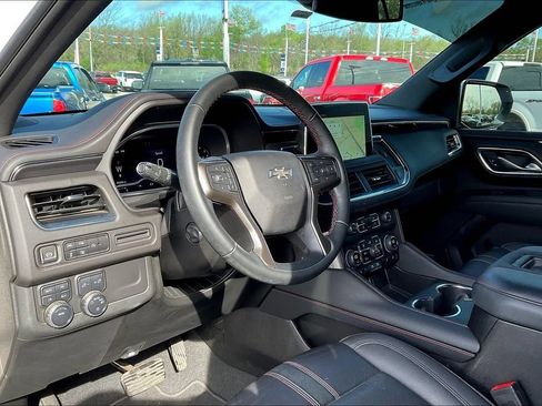 Used 2024 Chevrolet Tahoe RST w/ Luxury Package AWD/4WD image 24