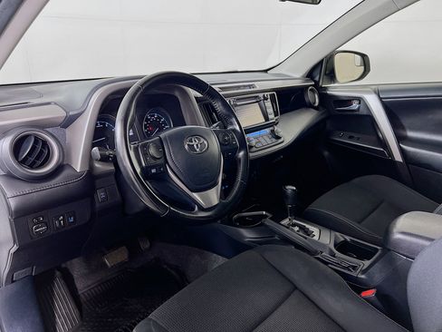 Used 2017 Toyota RAV4 XLE w/ Plus Special Value Package AWD/4WD image 9