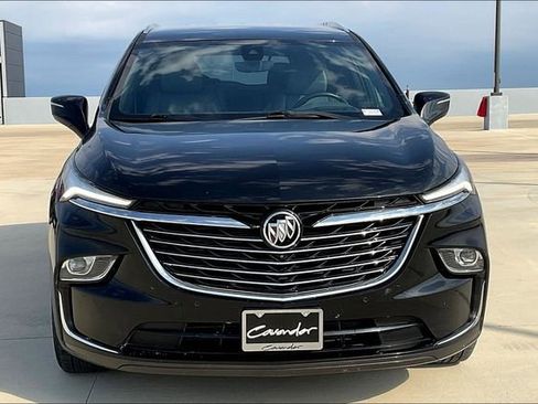 Used 2024 Buick Enclave Premium image 3