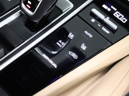 Used 2019 Porsche Cayenne S AWD/4WD image 30