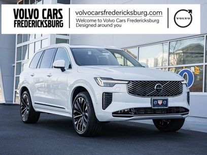 New 2025 Volvo XC90 B5 Plus w/ Protection Package Premier