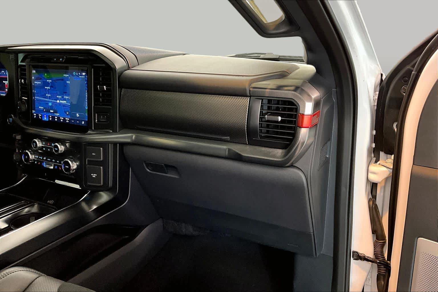 Used 2025 Ford F150 Raptor AWD/4WD image 37