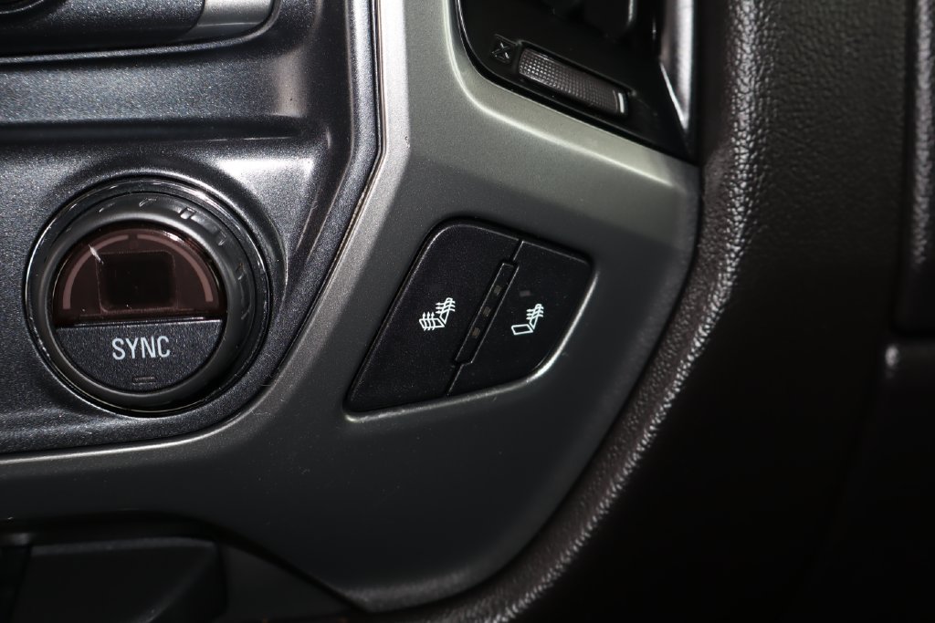 Used 2018 Chevrolet Silverado 1500 LT w/ All Star Edition AWD/4WD image 27