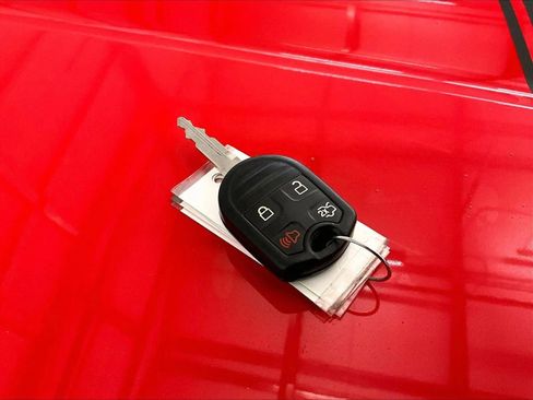 Used 2012 Ford Mustang GT Premium image 9