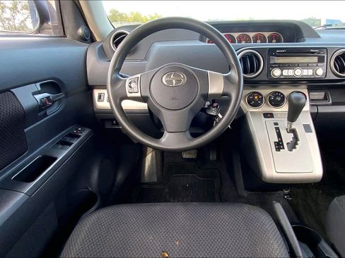 Used 2009 Scion xB image 5