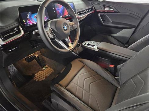 Used 2025 BMW X1 xDrive28i w/ Convenience Package image 9