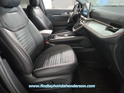 Used 2025 Ford Explorer ST-Line RWD image 21