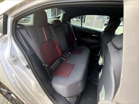 Used 2025 Toyota Corolla SE FWD image 28