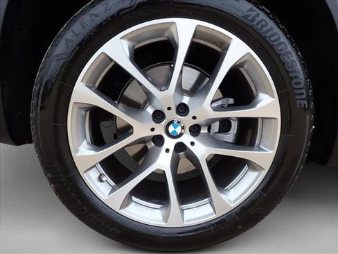 Used 2023 BMW X5 xDrive40i w/ Premium Package AWD/4WD image 7