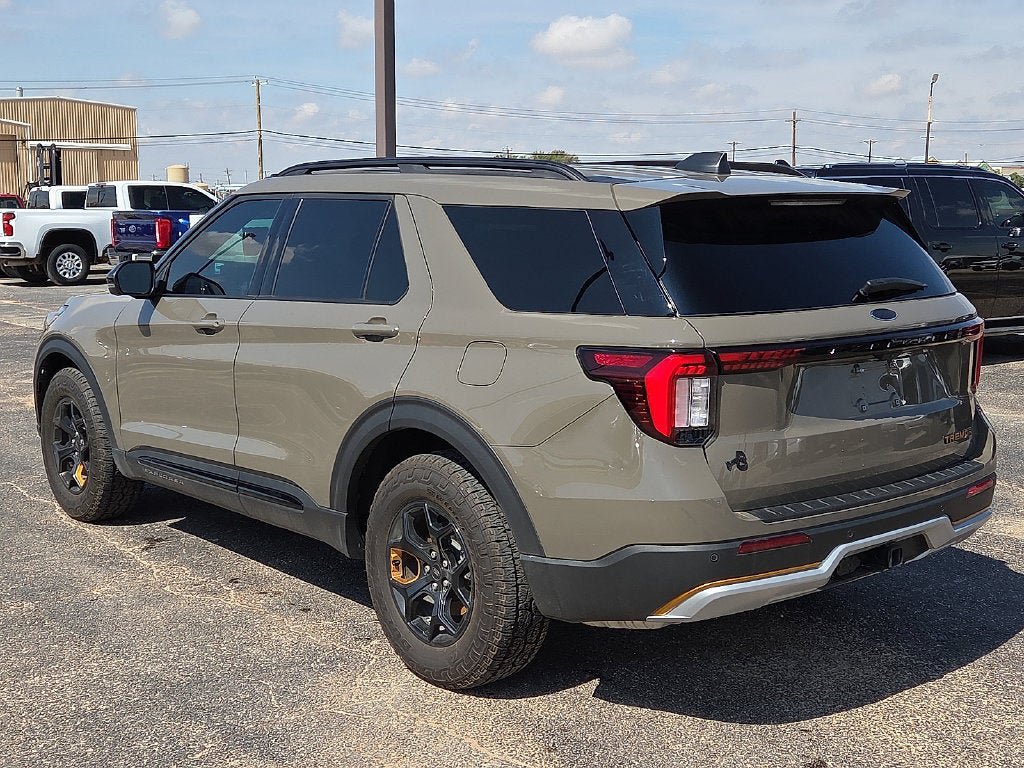 Used 2026 Ford Explorer Tremor w/ Tremor Ultimate Package AWD/4WD image 3