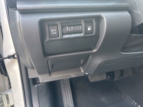 New 2026 Subaru Crosstrek 2.5i Limited AWD/4WD image 11